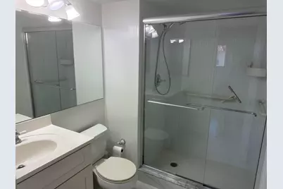 8960 S Hollybrook #301, Pembroke Pines, FL 33025 - Photo 11