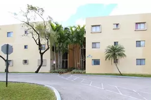 8015 SW 107th Ave SW, Miami, FL 33173 - Photo 9