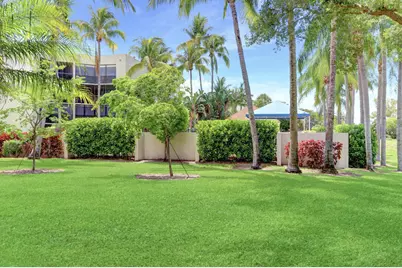 5800 Camino Del Sol #Apt 103, Boca Raton, FL 33433 - Photo 3