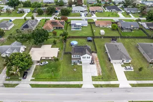 1833 SW Cameo Blvd, Port Saint Lucie, FL 34953 - Photo 39