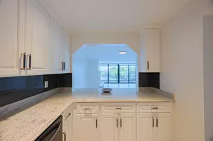 801 Palm Trail, Delray Beach, FL 33483 - Photo 13