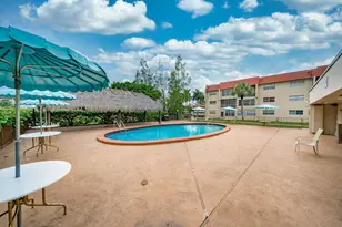 9660 Sunrise Lakes Blvd, Sunrise, FL 33322 - Photo 29