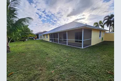 1750 Primrose Lane, Wellington, FL 33414 - Photo 3