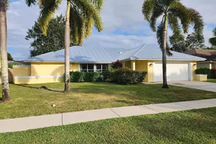 1750 Primrose Ln, Wellington, FL 33414 - Photo 1