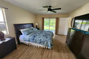 1750 Primrose Ln, Wellington, FL 33414 - Photo 17