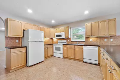 5592 1st Road, Lake Worth, FL 33467 - Photo 9