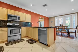 8020 NW 70th Ave, Parkland, FL 33067 - Photo 13