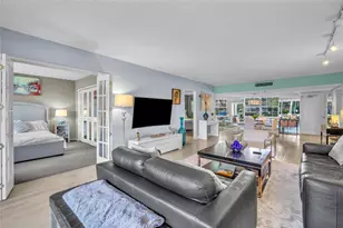 400 Oaks Ln, Pompano Beach, FL 33069 - Photo 9