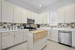 50 Stoney Dr, Palm Beach Gardens, FL 33410 - Photo 9