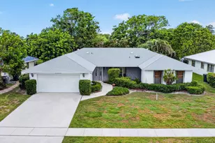 13606 Columbine Ave, Wellington, FL 33414 - Photo 1