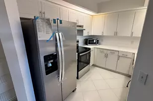1001 SW 141st Ave, Pembroke Pines, FL 33027 - Photo 7