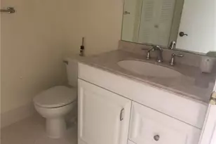 1001 SW 141st Ave, Pembroke Pines, FL 33027 - Photo 11
