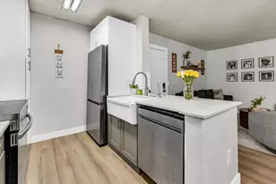 9729 Hammocks Blvd, Miami, FL 33196 - Photo 9
