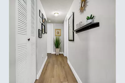 9729 Hammocks Boulevard #101e, Miami, FL 33196 - Photo 17