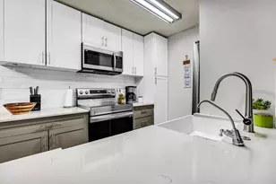9729 Hammocks Blvd, Miami, FL 33196 - Photo 3