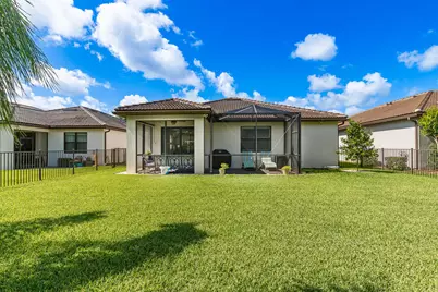 827 SE Villandry Way, Port Saint Lucie, FL 34984 - Photo 5