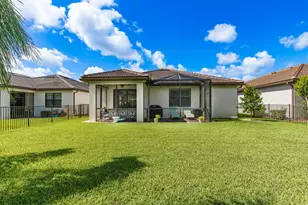 827 SE Villandry Way, Port Saint Lucie, FL 34984 - Photo 5