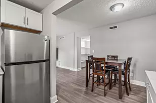 6900 SW 39th St, Davie, FL 33314 - Photo 11
