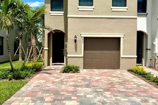 4845 Chantilly Rd, Lake Worth, FL 33467 - Photo 1
