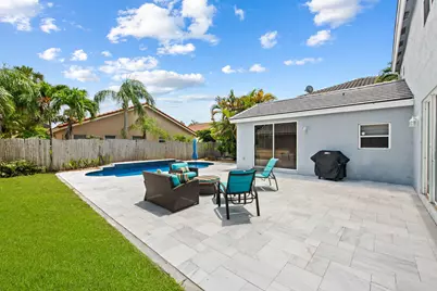 11038 Harbour Springs Circle, Boca Raton, FL 33428 - Photo 5