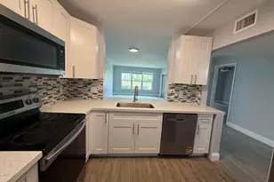 7355 Woodmont Terrace, Tamarac, FL 33321 - Photo 9