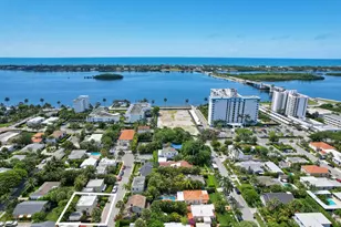 217 Lytton Ct, West Palm Beach, FL 33405 - Photo 23