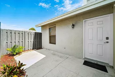 1968 Monks Court, West Palm Beach, FL 33415 - Photo 5