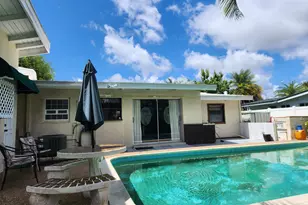 111 SE 7th St, Pompano Beach, FL 33060 - Photo 17