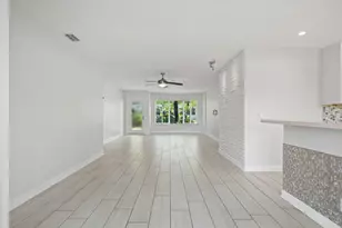 2265 SE 12th St, Pompano Beach, FL 33062 - Photo 11