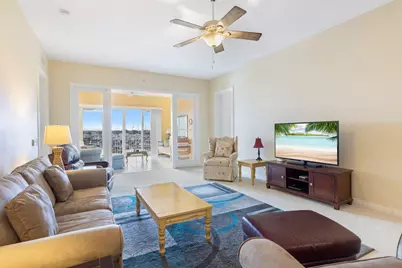 33 Harbour Isle Drive W #201, Fort Pierce, FL 34949 - Photo 9