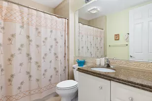 33 Harbour Isle Dr W, Fort Pierce, FL 34949 - Photo 13