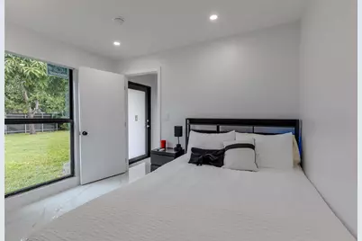 2633 NW Taft Street, Hollywood, FL 33020 - Photo 17