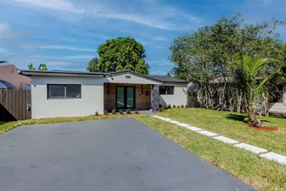 2633 NW Taft Street, Hollywood, FL 33020 - Photo 3
