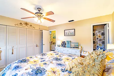 849 Salem Lane, Lake Worth, FL 33467 - Photo 17