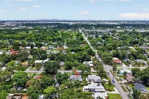 841 SW 18th Ct, Fort Lauderdale, FL 33315 - Photo 5