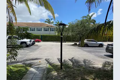 240 SW 8th Street #10, Pompano Beach, FL 33060 - Photo 15