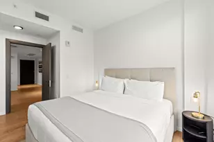 398 NE 5th St, Miami, FL 33132 - Photo 21