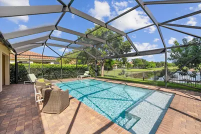 10731 Ivanhoe Lane, Wellington, FL 33414 - Photo 3