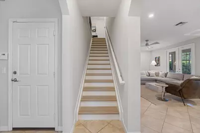 10731 Ivanhoe Lane, Wellington, FL 33414 - Photo 17