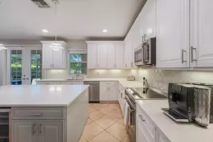 10731 Ivanhoe Ln, Wellington, FL 33414 - Photo 9