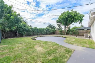 4650 NE 1st Terrace, Oakland Park, FL 33334 - Photo 13