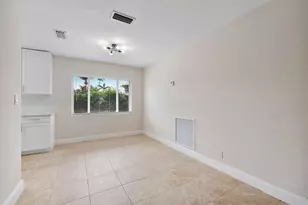 4650 NE 1st Terrace, Oakland Park, FL 33334 - Photo 7