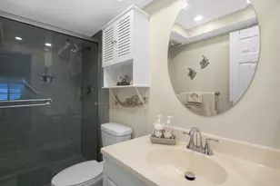 52 Yacht Club Dr, North Palm Beach, FL 33408 - Photo 13