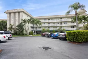 52 Yacht Club Dr, North Palm Beach, FL 33408 - Photo 17