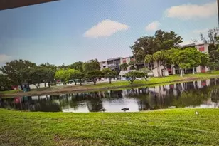 2308 S Cypress Bend Dr, Pompano Beach, FL 33069 - Photo 3