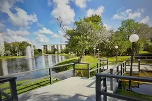 2308 S Cypress Bend Dr, Pompano Beach, FL 33069 - Photo 27