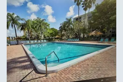 2308 S Cypress Bend Drive #123, Pompano Beach, FL 33069 - Photo 25
