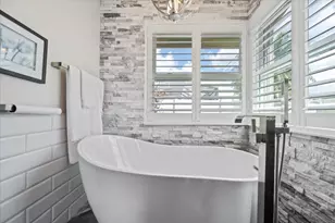 1654 Farmington Cir, Wellington, FL 33414 - Photo 13
