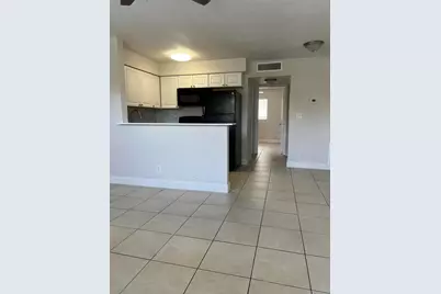 4670 NE 5th Avenue #5, Boca Raton, FL 33431 - Photo 3