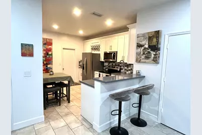 2046 Madeira Drive, Weston, FL 33327 - Photo 3